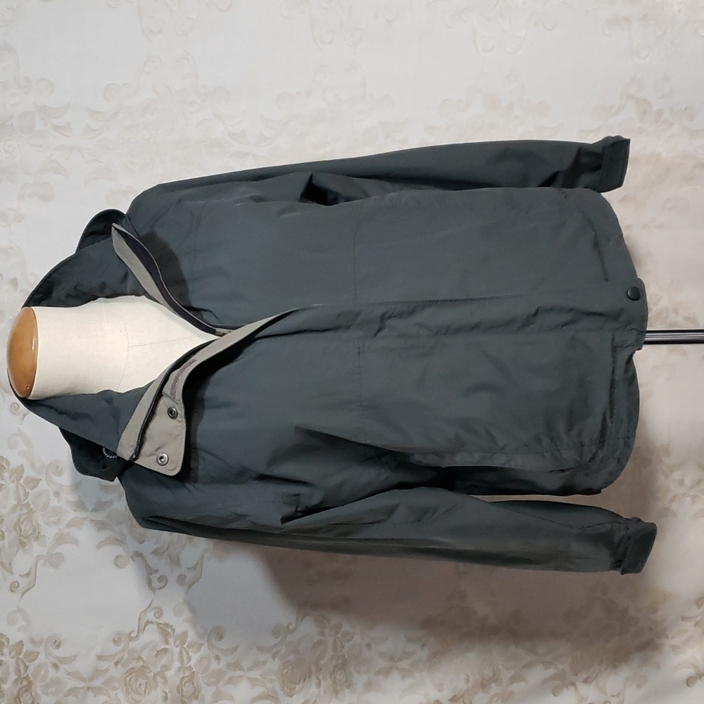 L.L.Bean Womens Green Coat with Hidden Hood M